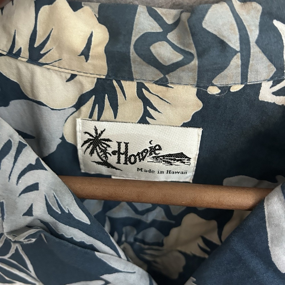 Vintage Howie Hawaiian Shirt Blue Hibiscus‎ Floral Made in Hawaii Size L - Picture 2 of 6
